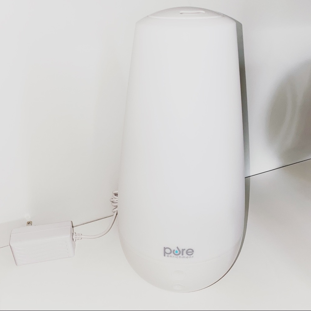 White Essential Oil Diffuser